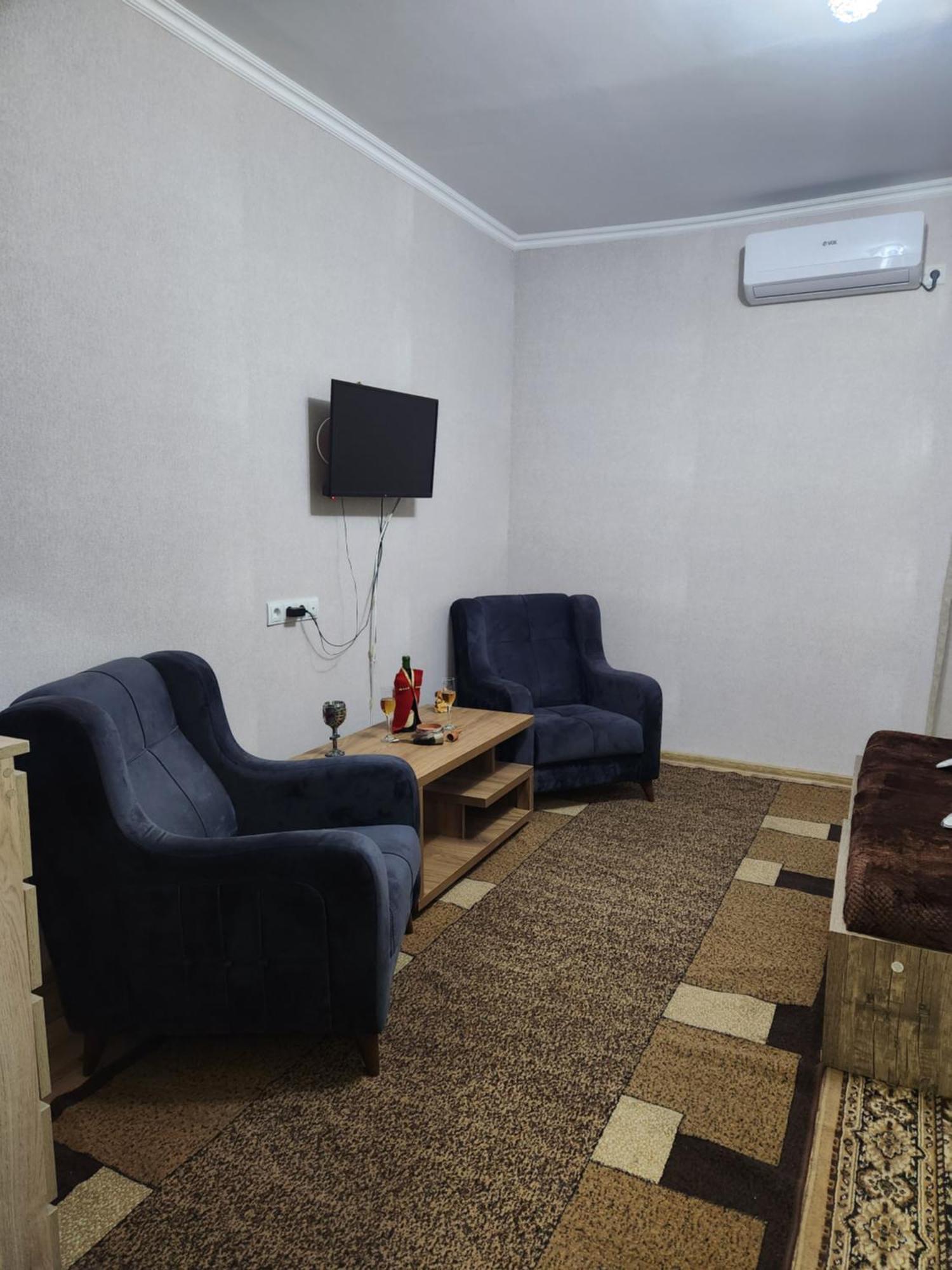 Nonaapartanent Tbilisi Buitenkant foto